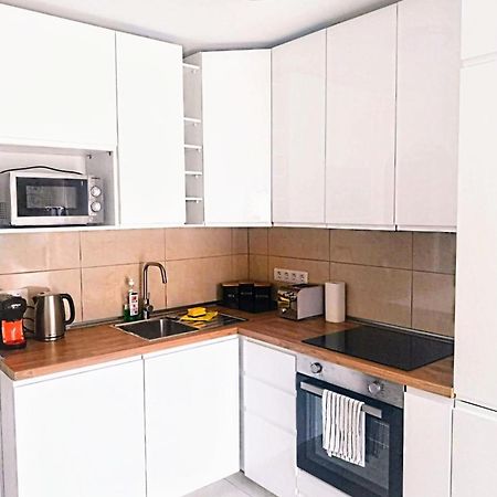 Beautiful Spacious 1-Bed Apartment With Aircon Puerto del Carmen  Buitenkant foto