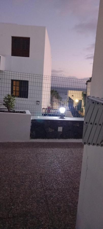 Beautiful Spacious 1-Bed Apartment With Aircon Puerto del Carmen  Buitenkant foto