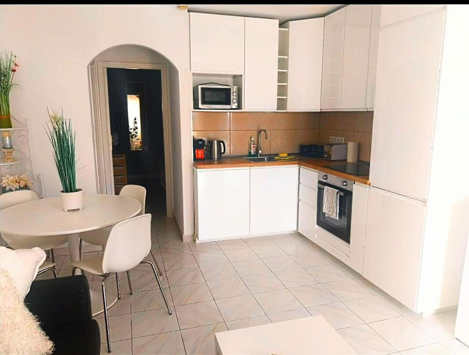 Beautiful Spacious 1-Bed Apartment With Aircon Puerto del Carmen  Buitenkant foto